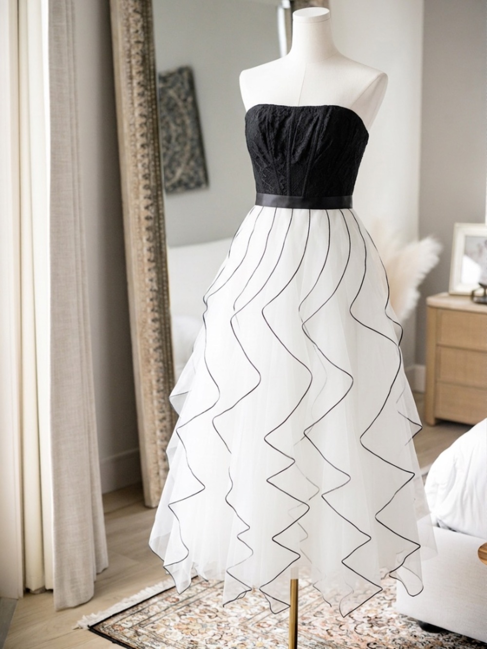 NWT Black & White Strapless Ruffle Chiffon Cocktail Dress — Formal / Prom / Wedd